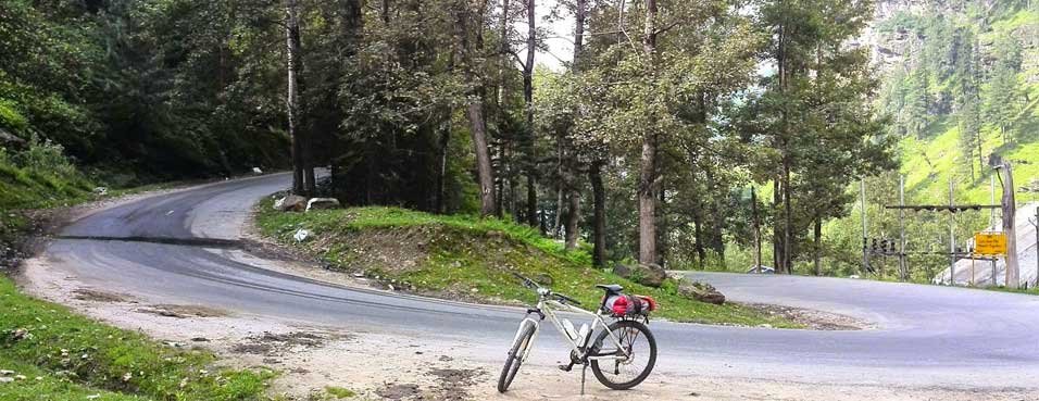 manali leh bike tour